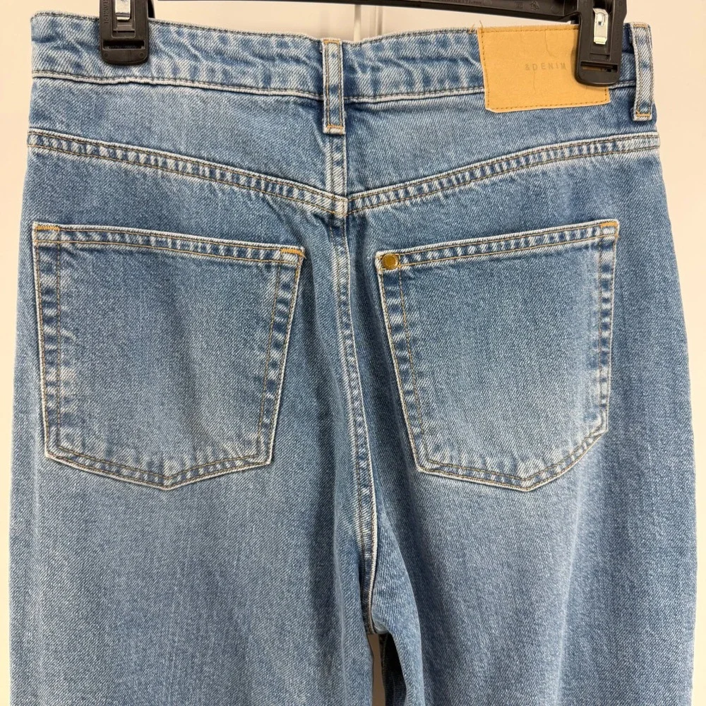 H&M 90s Straight Jeans Womens 6 Blue Distressed Ripped High Rise Grunge‎ Skater